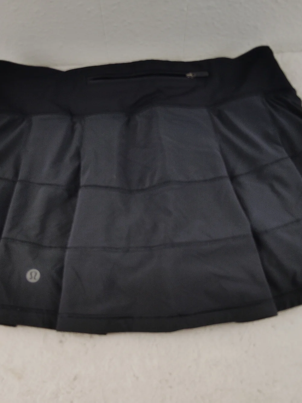 lululemon Bundle  Pace Rival Skirt MR Sz 6 Black & White 13